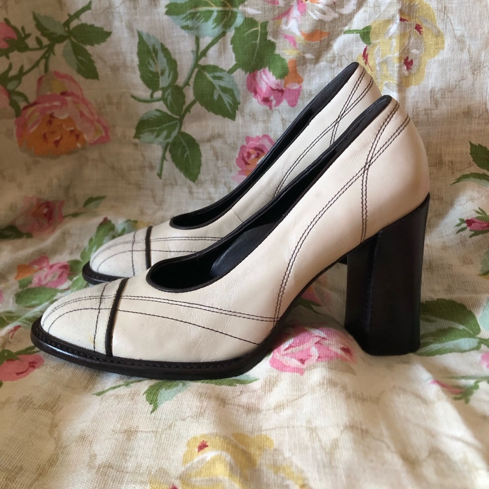 Vintage Alec White Leather Heels